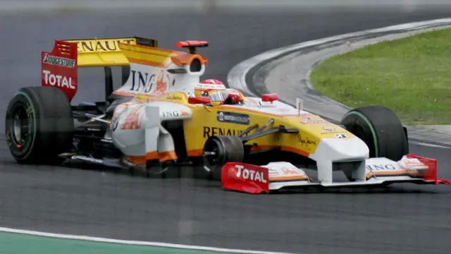 La desgracia se ceba con Alonso y Hamilton gana en Hungría