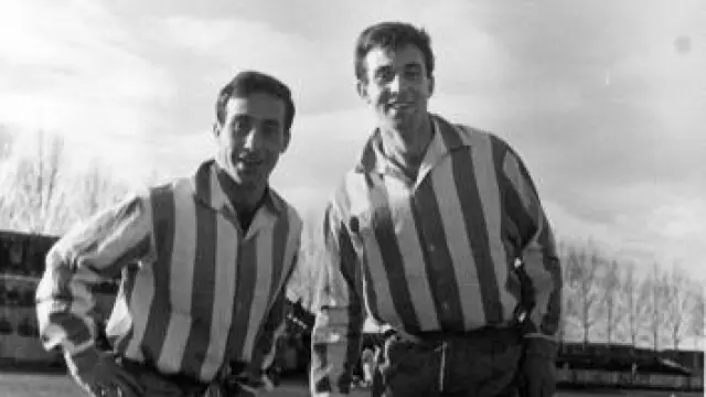Ricardo y Carlos Lapetra, con la camiseta del Guadalajara.