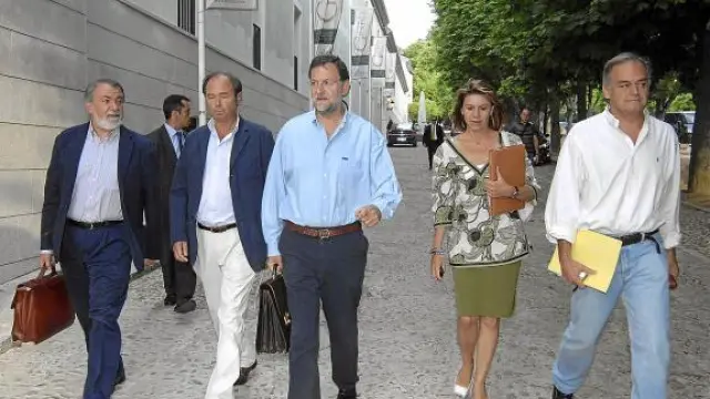 Mayor Oreja, García Escudero, Rajoy, De Cospedal y González Pons, el pasado junio en Segovia.