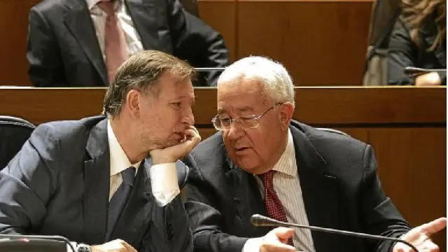 En la imagen, Biel e Iglesias durante el pleno de las Cortes sobre financiación autonómica
