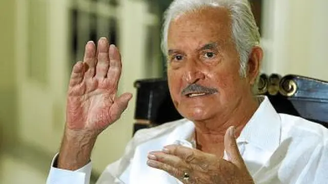 El mexicano Carlos Fuentes, ayer en Madrid.