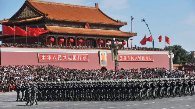 Desfile militar en la plaza de Tiananmen