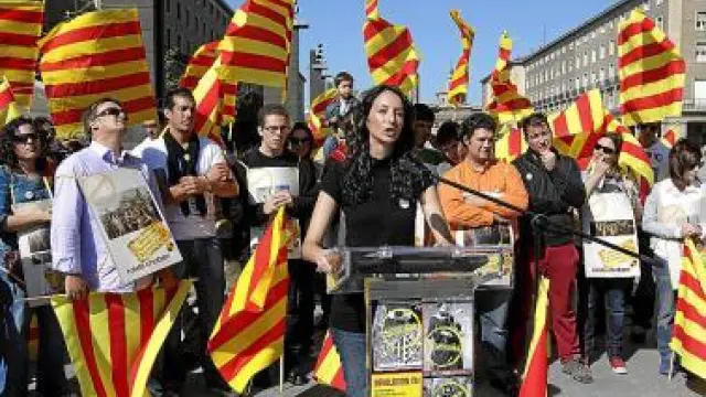 Veinte comités locales del PAR exigen regular el 'chapurreau' frente al catalán