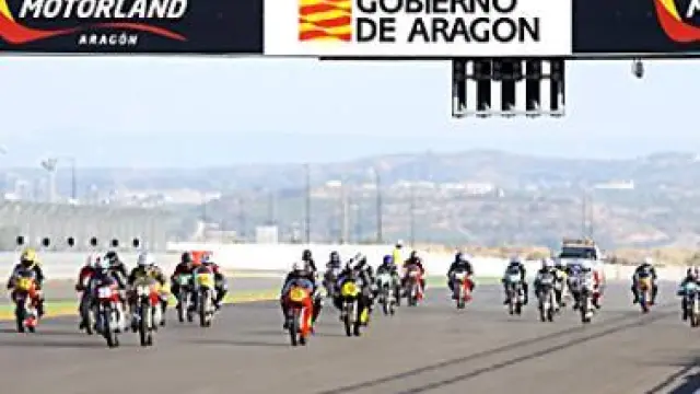 Las motos, ayer, en el circuito de velocidad de Motorland.