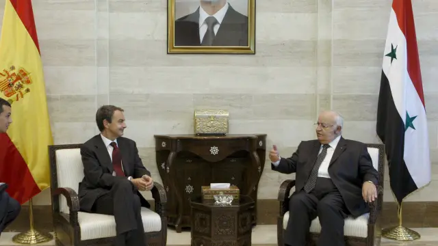 Zapatero se ha entrevistado con el primer ministro de Siria, Muhammad Naji Al-Otari.