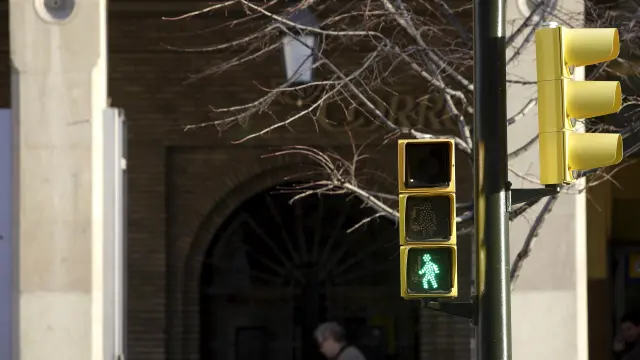 En Zaragoza se han instalado semáforos acústicos hasta en 60 pasos de peatones.