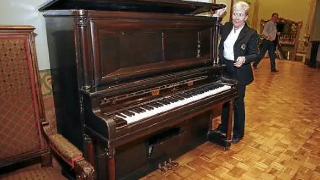 El piano donado por la familia Garcia Guatas.