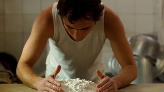 La película Estómago muestra como la cocina ayuda a subir en la escala social