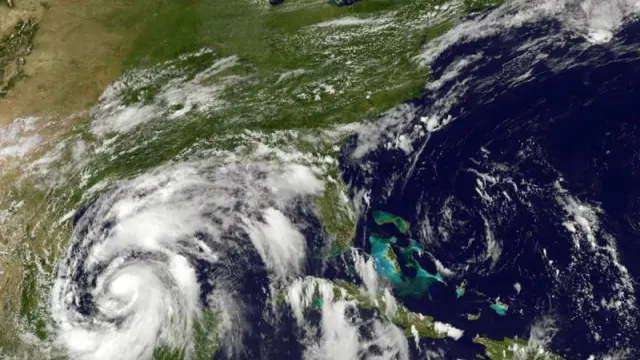 Imagen via satélite del huracán 'Alex'.