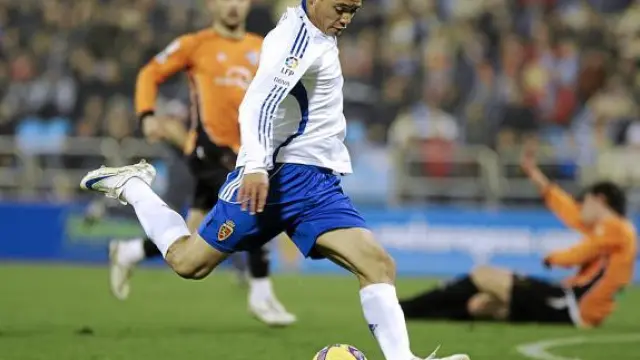 Oliveira, en uno de sus últimos partidos con el Real Zaragoza.