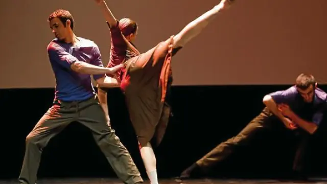 Bailarines en la coreografía 'Como el viento', un espectáculo de espíritu brasileño.