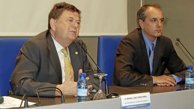 Manuel López, rector de la Universidad de Zaragoza, y José Antonio de Paz, presidente de HP España.