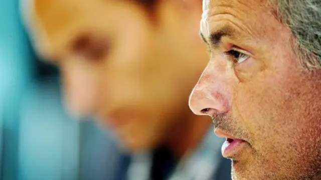 El entrenador del Real Madrid, Jose Mourinho, repasa la actualidad del club blanco.
