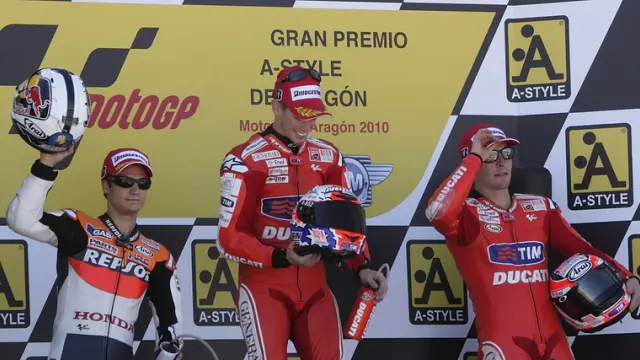 Pedrosa (izquierda), Stoner y Hayden en el podio.