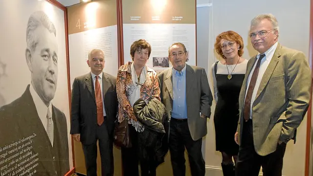 Borja De Riquer, Mª Carmen Lacarrá, Carlos Forcadell, Concha Lomba y Albert Vicens.