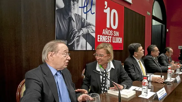 De izda. a dcha., Lluis María de Puig, Eva Almunia, Manuel López, Miguel Herrero de Miñón y Carlos Forcadell