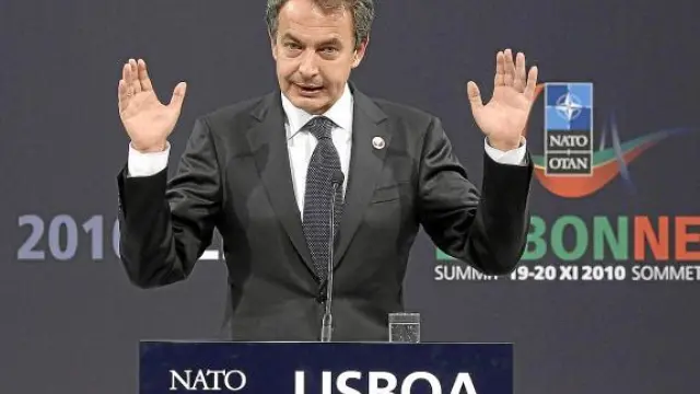 Rodríguez Zapatero, durante su intervención en la cumbre de la OTAN celebrada en Lisboa.