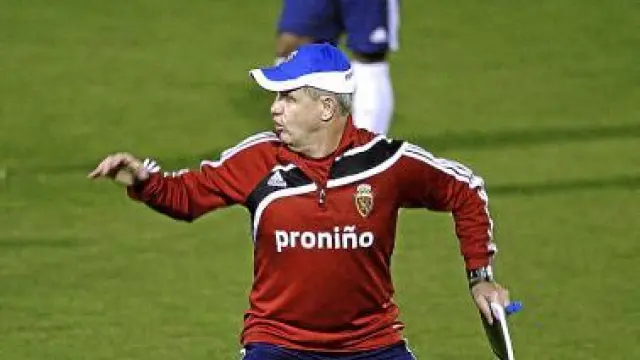 Aguirre, en un instante de su primer entrenamiento al Zaragoza.