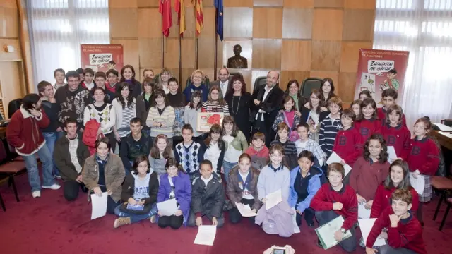 Pleno infantil en el Ayuntamiento de Zaragoza