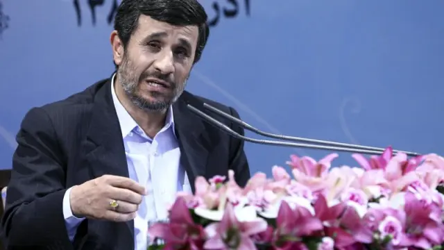 Ahmadineyad, durante una rueda de prensa.