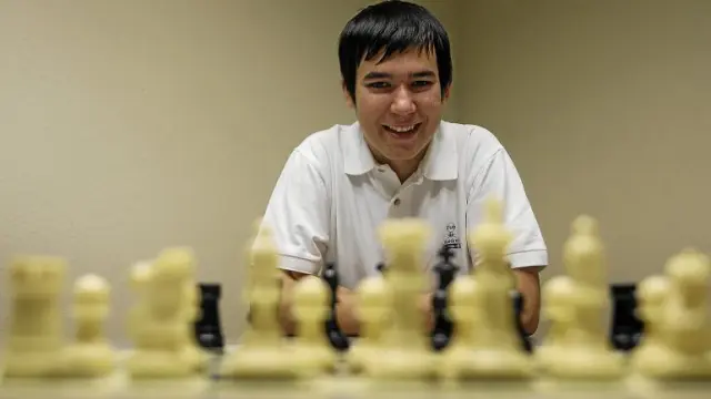El zaragozano Daniel Forcén, la imagen de la alegría del ajedrez aragonés