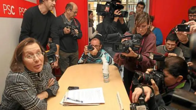 La ex consejera Montserrat Tura, durante la rueda de prensa de ayer en Barcelona.