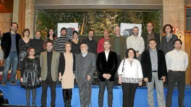 Los galardonados por la Fundación Aragonesista, en Villanueva.