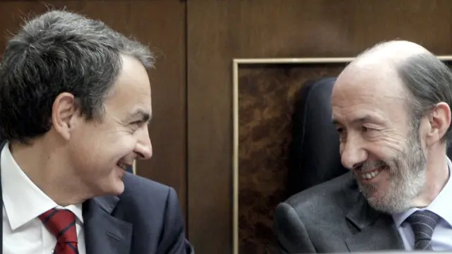 Zapatero y Rubalcaba en la sesión de control al Gobierno
