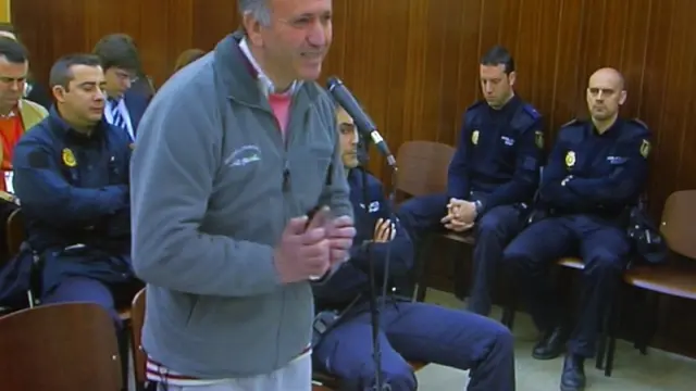 Santiago del Valle, acusado en el caso Mari Luz, durante el juicio.