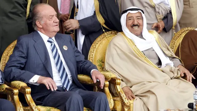 El Rey con el emir de Kuwait