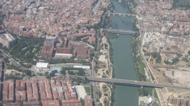 Imagen aérea de Zaragoza, capital de la única provincia que sobreviviría al 'tijeretazo' italiano