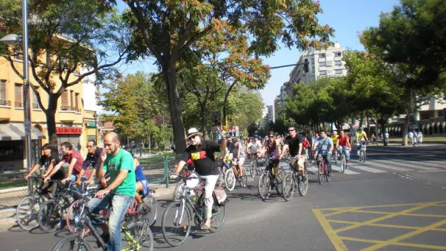Imagen de archivo de una marcha en bicicleta