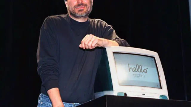 Jobs volvió a Apple en 1997 con el iMac bajo el brazo