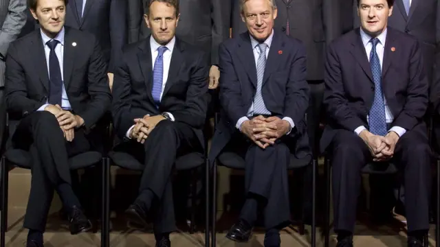 Baroin, Geithner, Noyer y Osborne, en la reunión de París