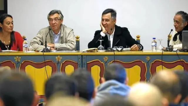 De izquierda a derecha, Isabel Muñoz, Antonio Jiménez, Gervasio Sánchez y Alberto García-Alix.