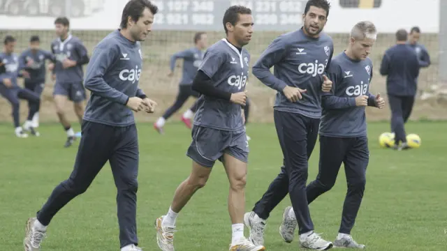 De izquierda a derecha, Camacho, Gilvan, Tariq y Javi Martínez en el entrenamiento de ayer.