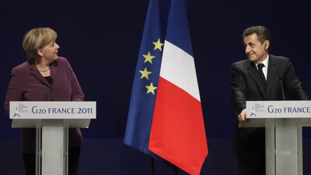 Merkel y Sarkozy tras la reunión