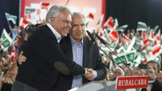 González y Guerra en Sevilla apoyando a Rubalcaba