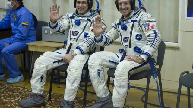 Dos astronautas de la NASA en una imagen de archivo
