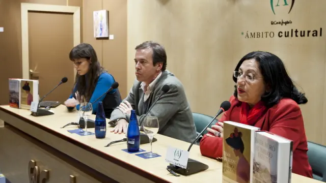 Javier Moro e Inma Chacón durante la presentación de los libros en Zaragoza