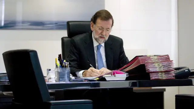 Mariano Rajoy en su despacho