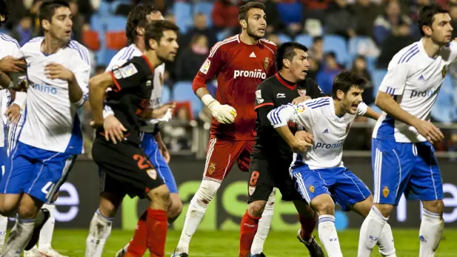 El Sevilla se impuso ante el Real Zaragoza.