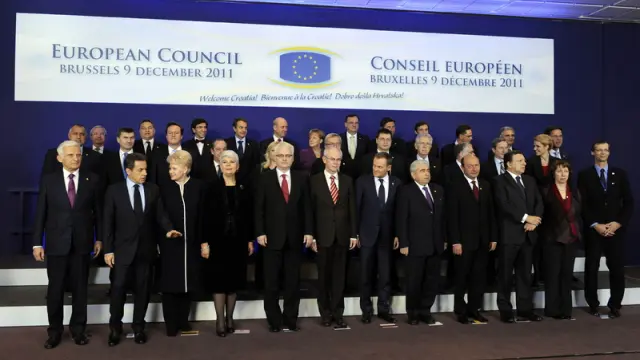 Foto de familia de los líderes europeos antes del Consejo en Bruselas
