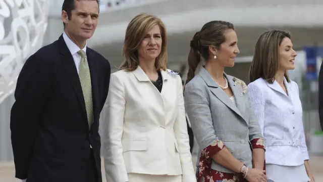 Los Duques de Palma junto a la Infanta Elena y la Princesa de Asturias en la inauguración de la Expo de Zaragoza