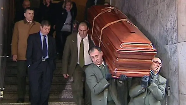 Salida de los restos mortales de Manuel Fraga de su domicilio de Madrid