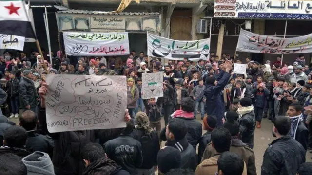 La manifestación convocada en Marea (Siria).