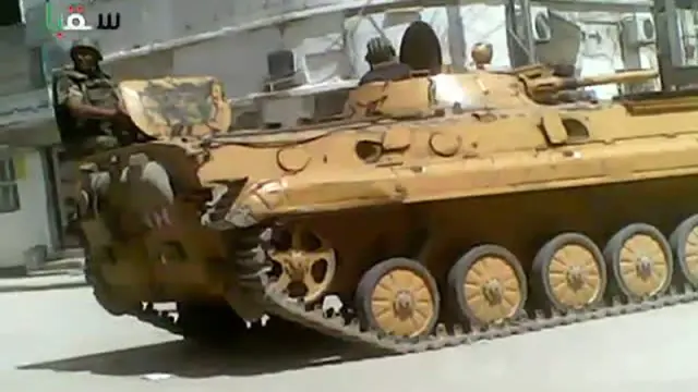Un tanque del ejército sirio en Saqba