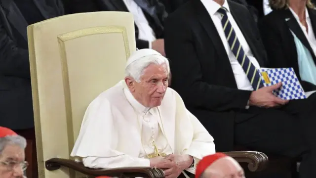 El Papa Benedicto XVI ha encargado al español Julián Herranz investigar las filtraciones de documentos.