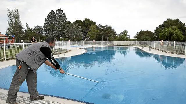 Las piscinas municipales abrirán el 9 de junio.