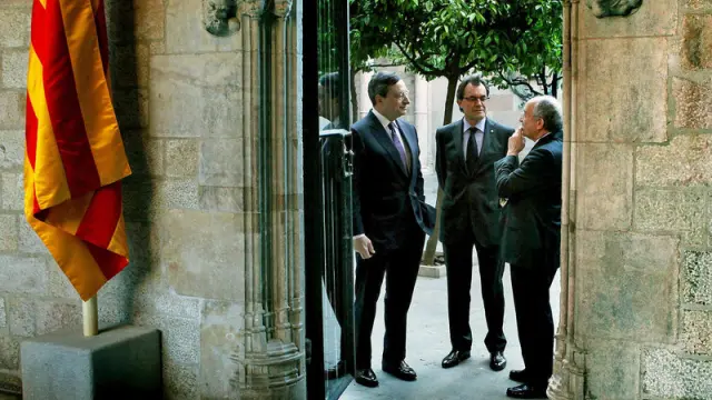 Artur Mas y el presidente del Banco de España antes de la cena de anoche